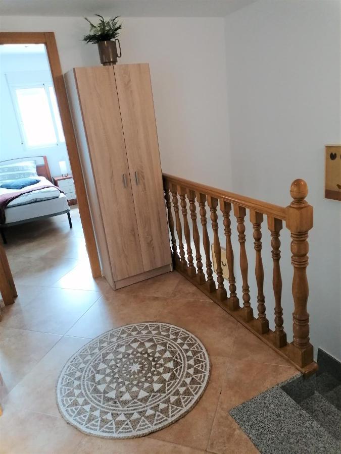 Al06- Modern 3 Bed Duplex, Close To In El Alamillo Hébergement de vacances *